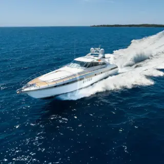M/Y STEALTH ONE