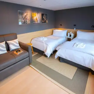 Premium suite -in twin configuration-