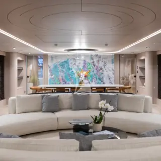 ORIY - Main Salon