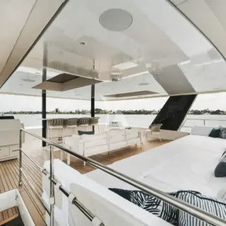 Flybridge
