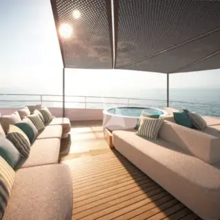 Foredeck Jacuzzi