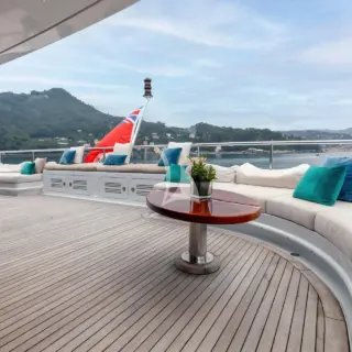 Upper Deck