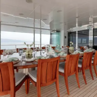 Upper Deck - Al fresco dining area