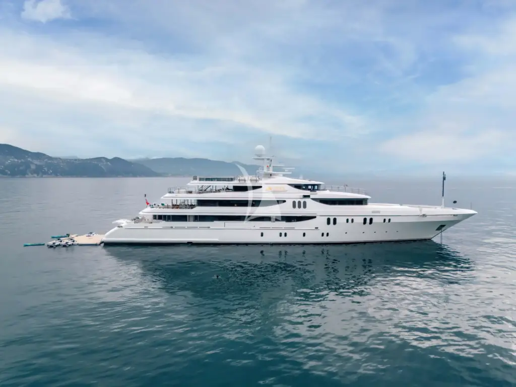 JOIA THE CROWN JEWEL - Profile