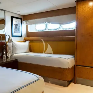 Guest twin cabin