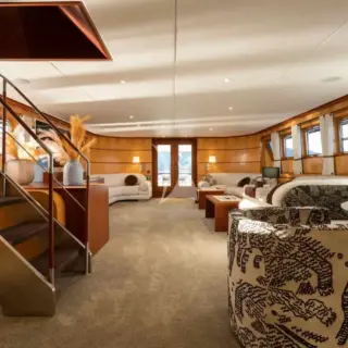 CURIOSITY - Living area