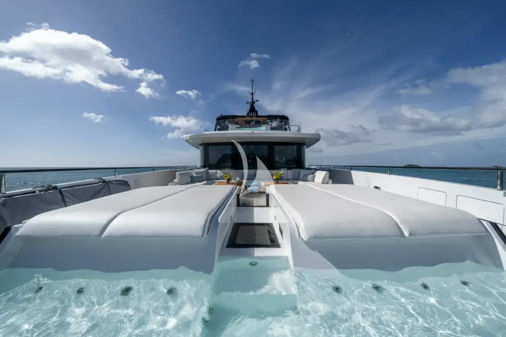 WHITE STAR - Image 5