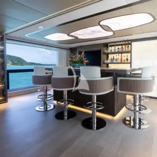 WHITE STAR - Image 9