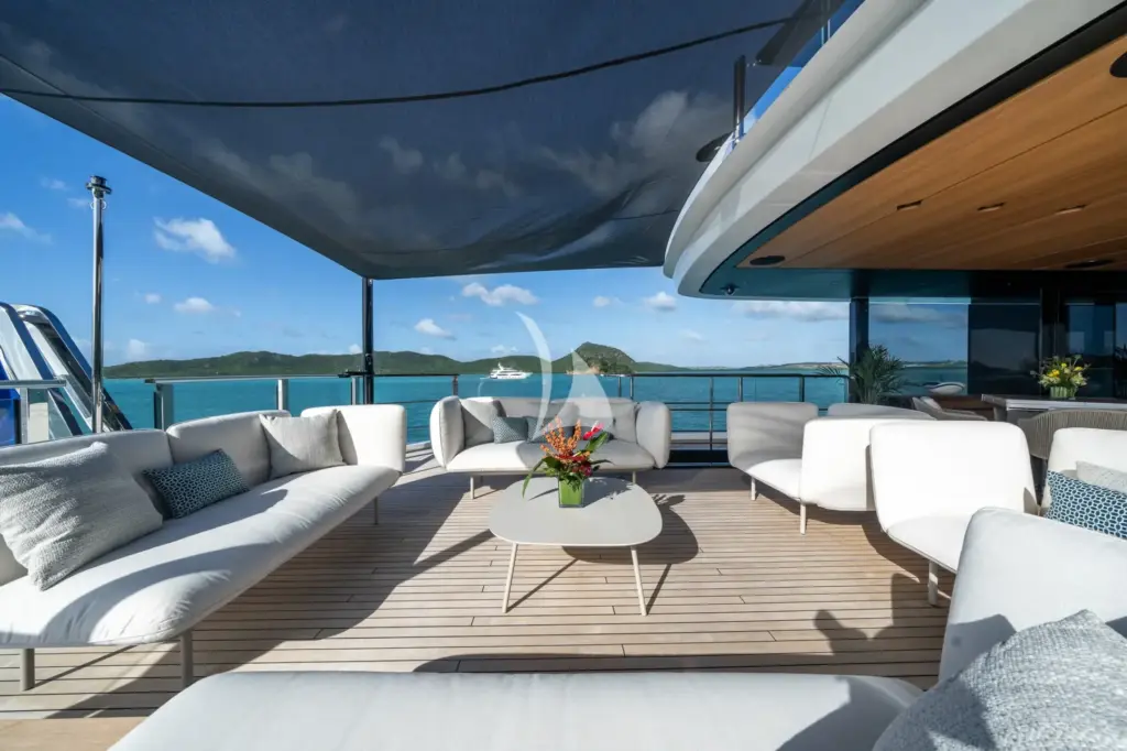 WHITE STAR - Image 3