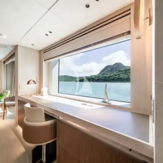 WHITE STAR - Image 9