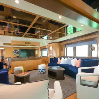 Main Lounge 2