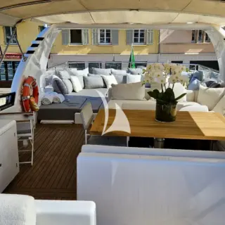 PACHA - Flybridge