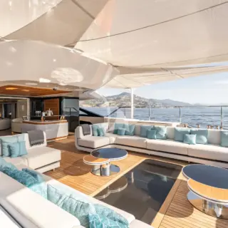 Main aft deck