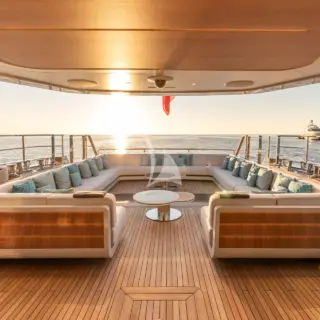 Main aft deck
