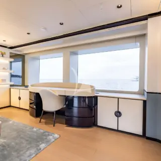 Master stateroom office