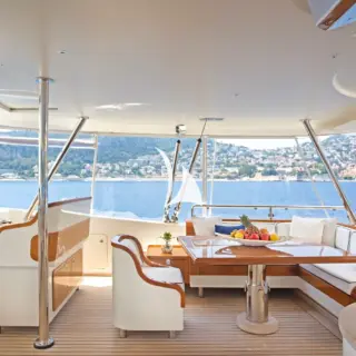 Flybridge