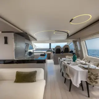 ATLANTIS Azimut 72 - Main Salon & Dining