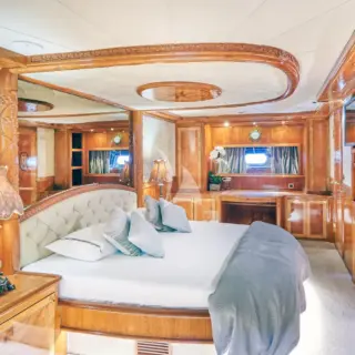 LOTUS - Image 20