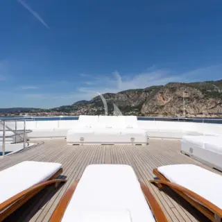 Sundeck Aft
