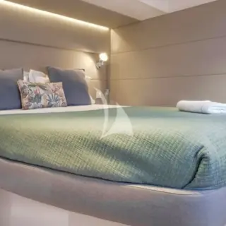 Double Cabin - Queen size