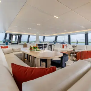 Belldia - Main Deck Dining 