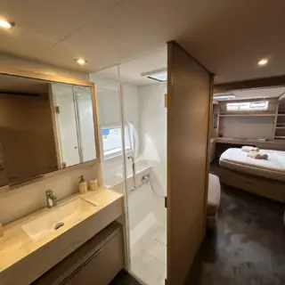LULU - Master cabin with bathroom
