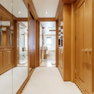 MARLA - Walk-in-through closet to ensuite facilities
