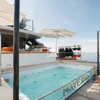 MAIN DECK AFT