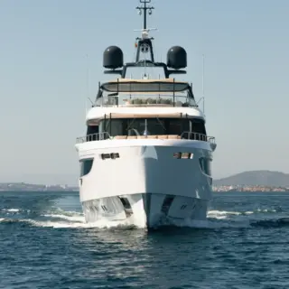 MAVERICK - Image 3