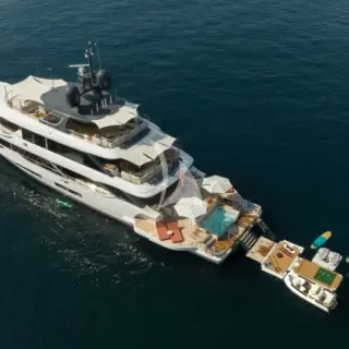 MAVERICK - Image 5