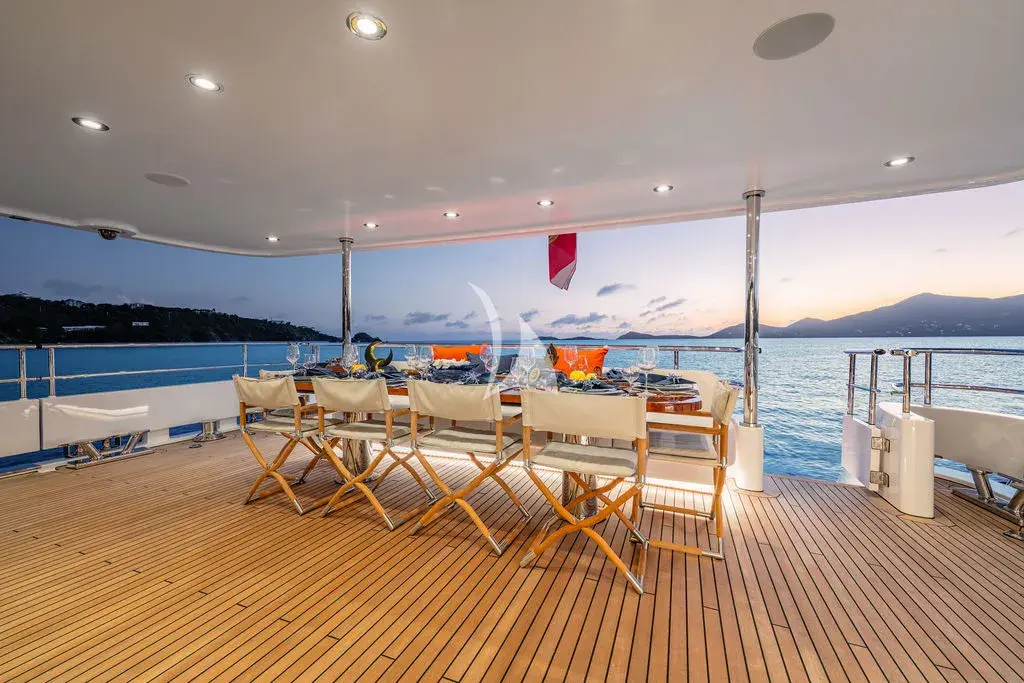 ADASTRA - Main aft dining 