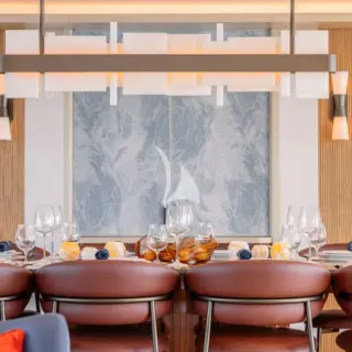 ADASTRA - Main salon dining 