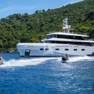 Renata - Image 15
