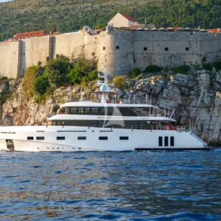 Renata - Image 13
