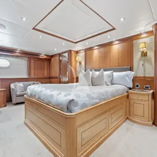 Full Beam VIP Stateroom
