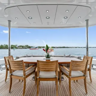 Aft deck dining