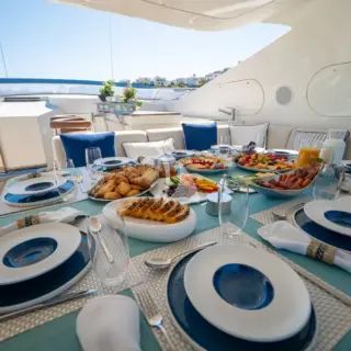 breakfast on board Liberdade