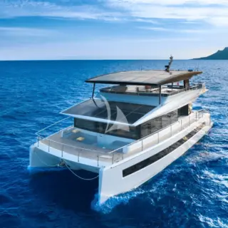 SILENT GRACE underway