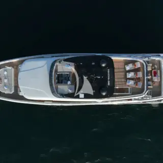 M/Y GEULUNEL