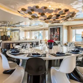 Main Deck Dining