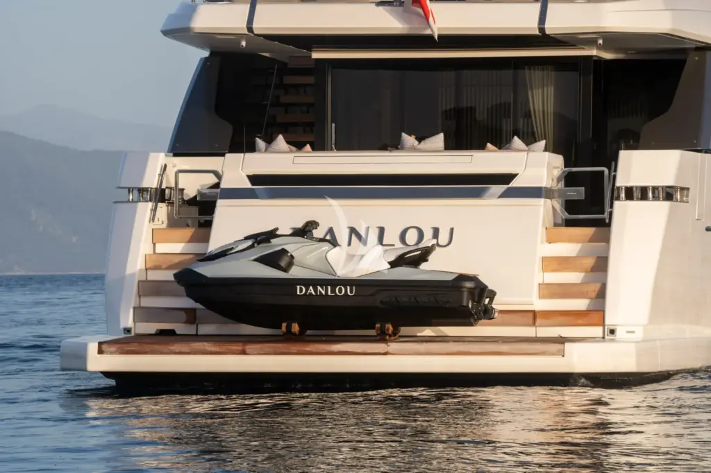 DANLOU - Image 4