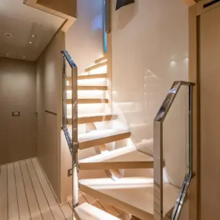Lower deck