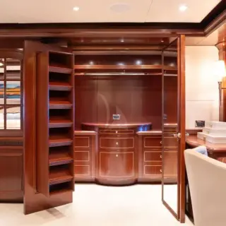 Main Deck Master Suite