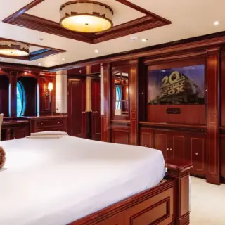 Main Deck Master Suite