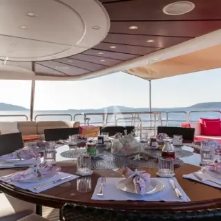 Dining details