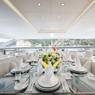 Upper Deck Dining