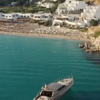 Zeus - Mykonos Beachside Anchorage