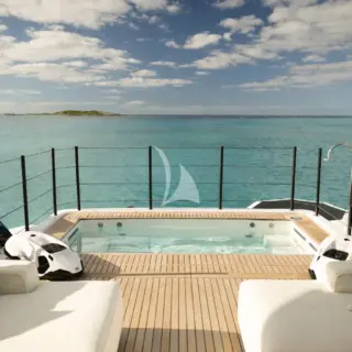 PERLA BIANCA - Main Deck Jacuzzi