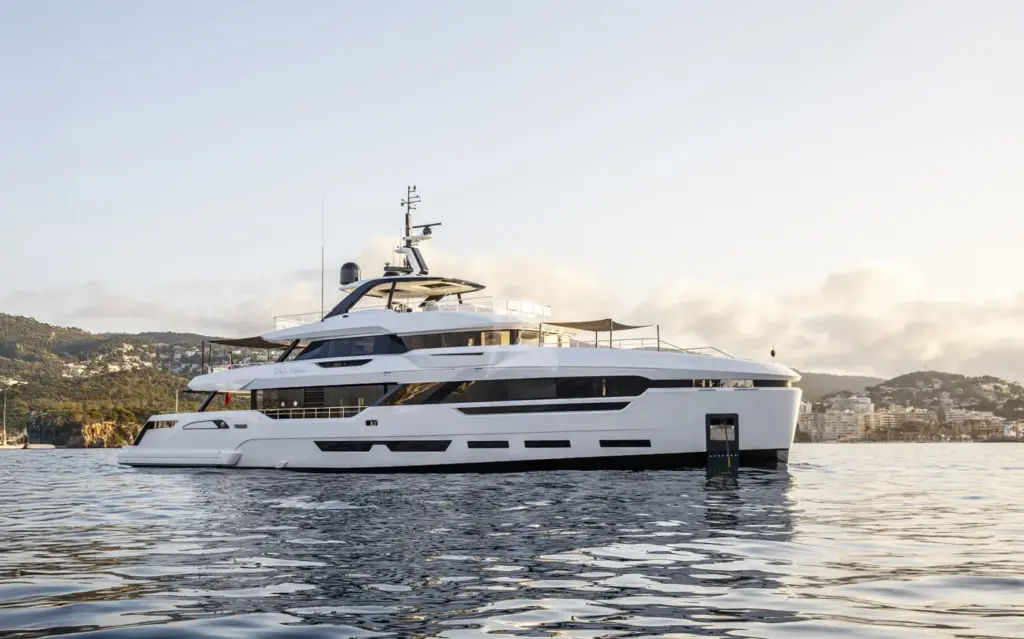 PERLA BIANCA - Profile 