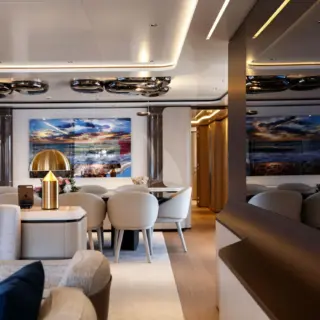 PERLA BIANCA - Main Salon